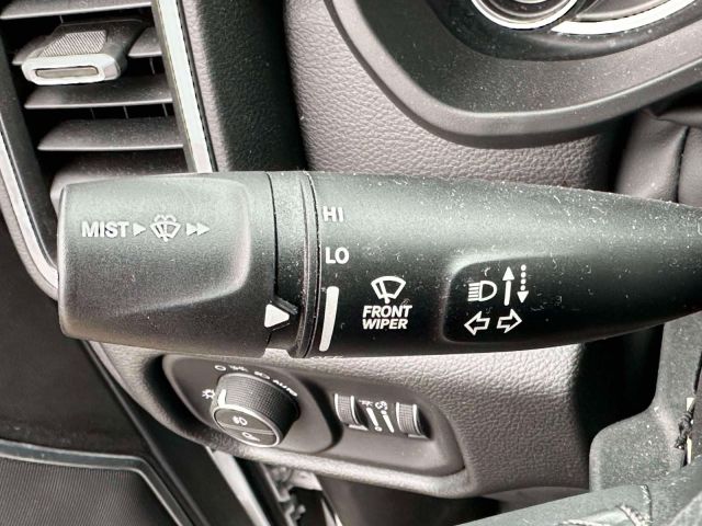 2022 Ram 1500 Laramie 4x4 Crew Cab 57 Box