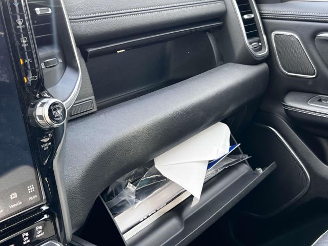 2022 Ram 1500 Laramie 4x4 Crew Cab 57 Box