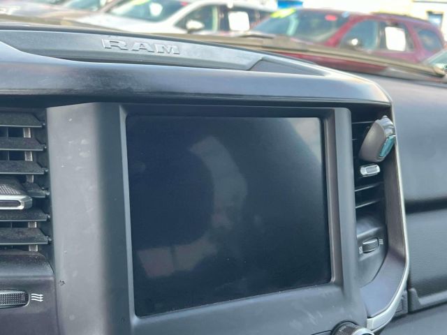 2022 Ram 1500 Big Horn 4x4 Crew Cab 64 Box