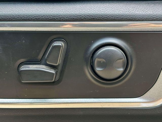2022 Ram 1500 Laramie 4x4 Crew Cab 64 Box