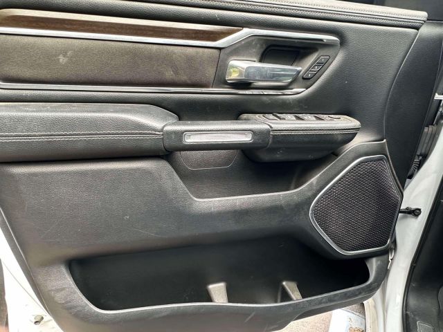 2022 Ram 1500 Laramie 4x4 Crew Cab 64 Box