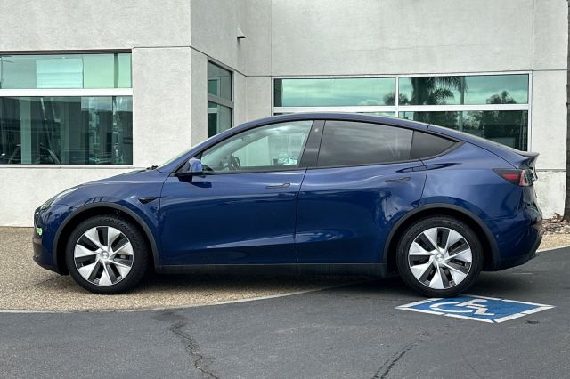 2022 Tesla Model Y Long Range