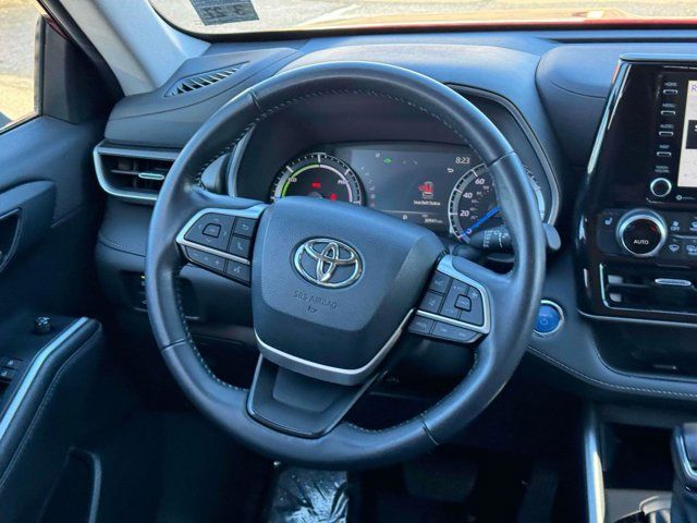 2022 Toyota Highlander Hybrid XLE