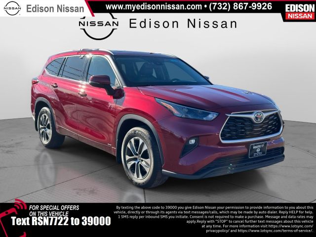 2022 Toyota Highlander Hybrid XLE AWD (Natl)
