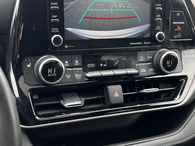 2022 Toyota Highlander XLE AWD (Natl)