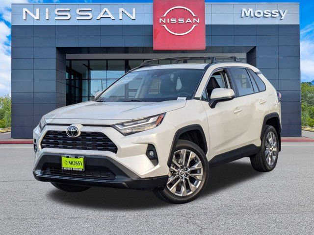 2022 Toyota Rav4 XLE Premium 2022 Toyota Rav4 XLE Premium