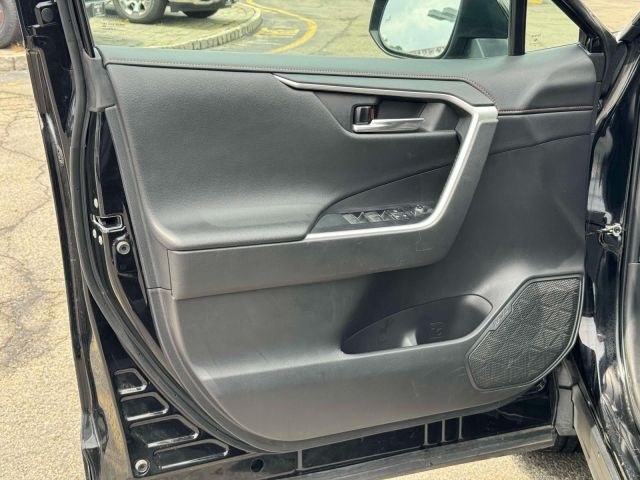 2022 Toyota RAV4 Adventure AWD (Natl)