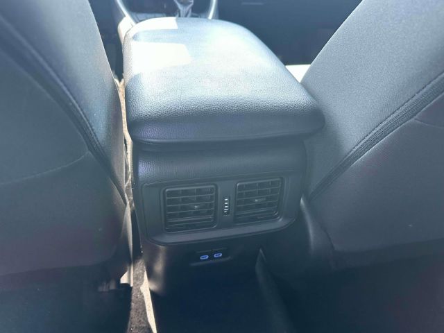 2022 Toyota RAV4 XLE AWD (Natl)