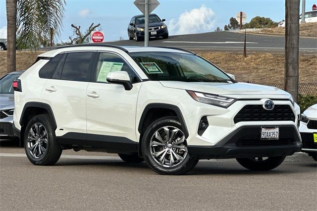 2022 Toyota RAV4 Hybrid XLE Premium 2022 Toyota RAV4 Hybrid XLE Premium