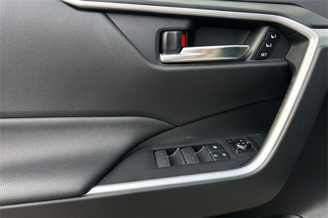 2022 Toyota RAV4 Hybrid XLE Premium 2022 Toyota RAV4 Hybrid XLE Premium