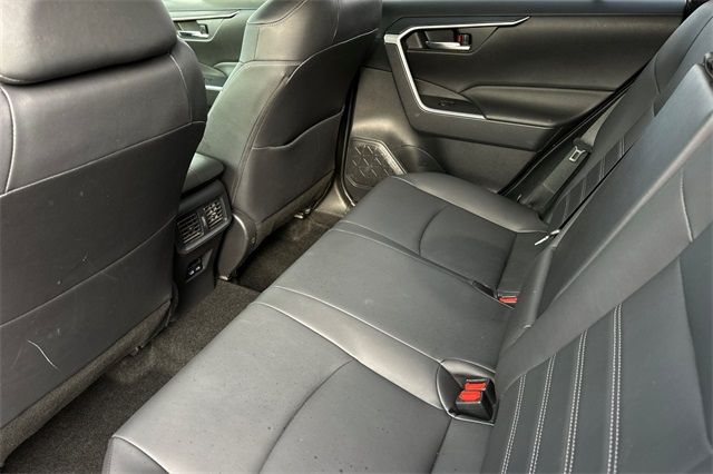 2022 Toyota RAV4 Hybrid XLE Premium 2022 Toyota RAV4 Hybrid XLE Premium