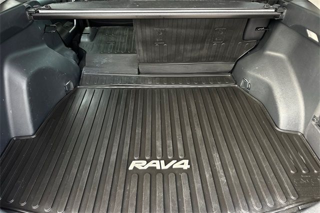 2022 Toyota RAV4 Hybrid XLE Premium 2022 Toyota RAV4 Hybrid XLE Premium