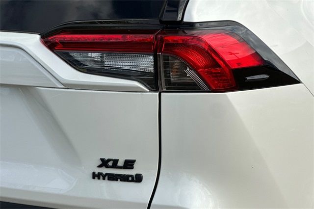 2022 Toyota RAV4 Hybrid XLE Premium 2022 Toyota RAV4 Hybrid XLE Premium