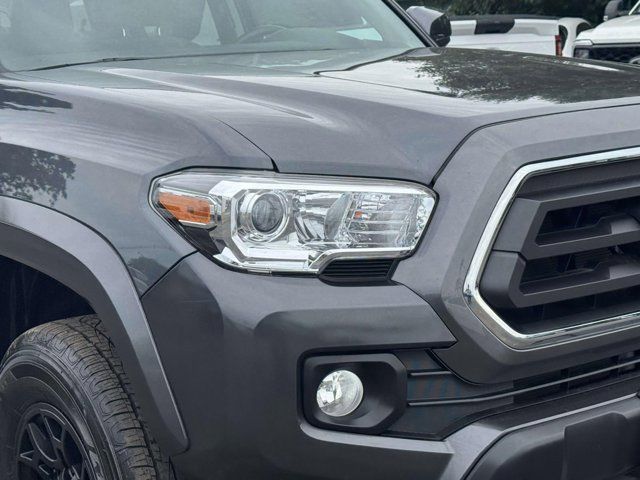 2022 Toyota Tacoma 4WD SR