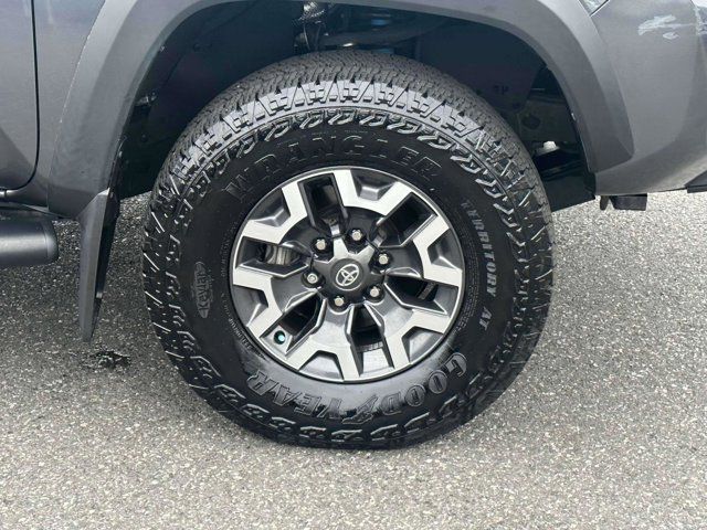 2022 Toyota Tacoma 4WD SR