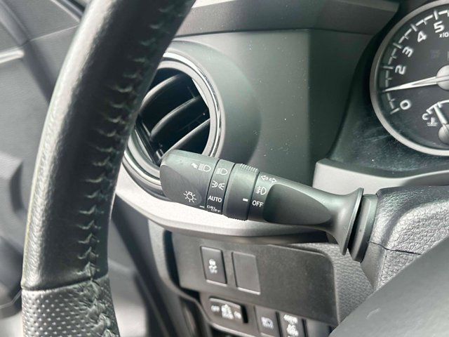 2022 Toyota Tacoma 4WD SR
