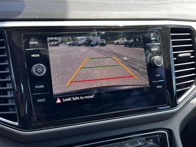 2022 Volkswagen Atlas 3.6L V6 SE w/Technology