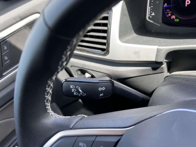 2022 Volkswagen Atlas 3.6L V6 SE w/Technology 4MOTION