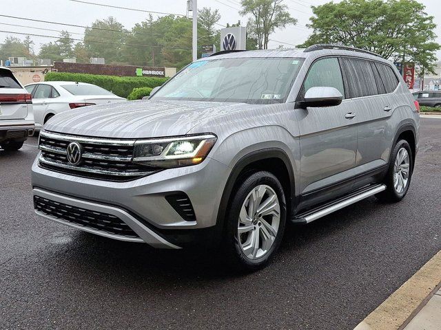 2022 Volkswagen Atlas 3.6L V6 SE w/Technology