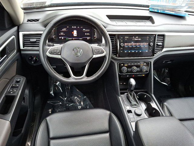 2022 Volkswagen Atlas 3.6L V6 SE w/Technology