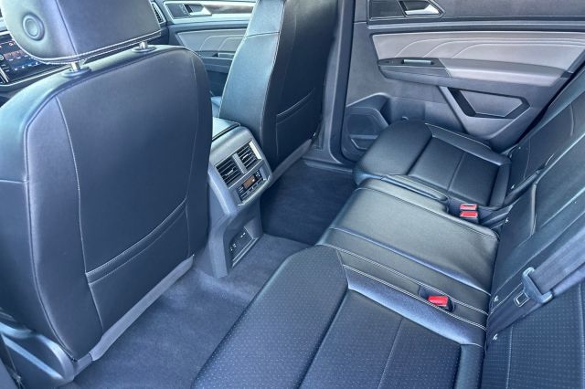 2022 Volkswagen Atlas 2.0T SE w/Technology 2022 Volkswagen Atlas 2.0T SE w/Technology