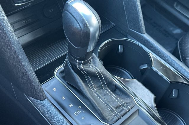 2022 Volkswagen Atlas 2.0T SE w/Technology