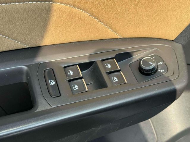 2022 Volkswagen Atlas Cross Sport 3.6L V6 SE w/Technology 4MOTION