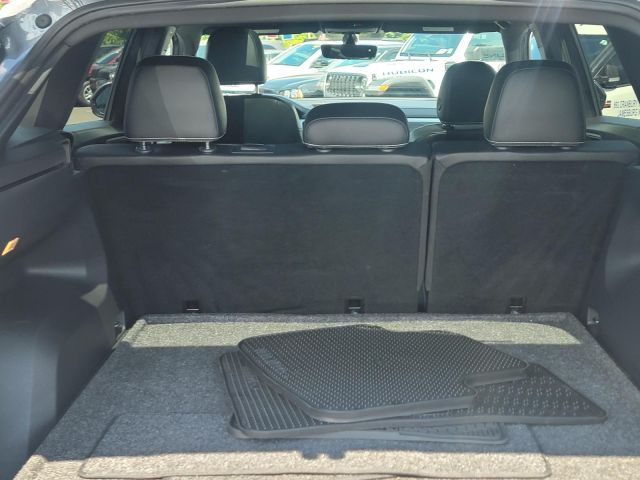 2022 Volkswagen Atlas Cross Sport 3.6L V6 SE w/Technology 4MOTION