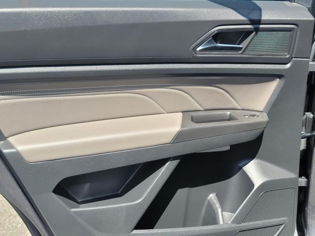 2022 Volkswagen Atlas Cross Sport 3.6L V6 SE w/Technology 4MOTION