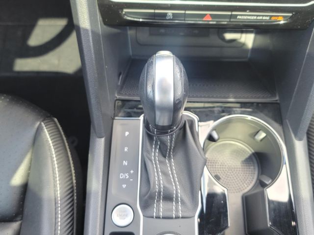 2022 Volkswagen Atlas Cross Sport 3.6L V6 SE w/Technology 4MOTION