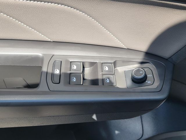 2022 Volkswagen Atlas Cross Sport 3.6L V6 SE w/Technology 4MOTION