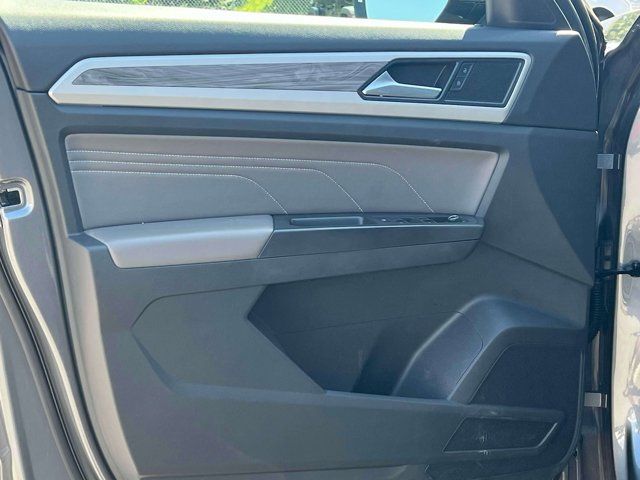 2022 Volkswagen Atlas Cross Sport 3.6L V6 SE w/Technology