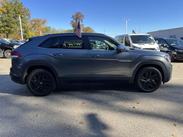 2022 Volkswagen Atlas Cross Sport 3.6L V6 SE w/Technology 4MOTION 2022 Volkswagen Atlas Cross Sport 3.6L V6 SE w/Technology 4MOTION