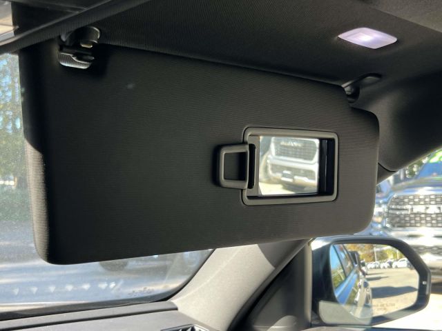 2022 Volkswagen Atlas Cross Sport 3.6L V6 SE w/Technology 4MOTION 2022 Volkswagen Atlas Cross Sport 3.6L V6 SE w/Technology 4MOTION