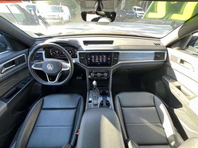 2022 Volkswagen Atlas Cross Sport 3.6L V6 SE w/Technology 4MOTION 2022 Volkswagen Atlas Cross Sport 3.6L V6 SE w/Technology 4MOTION