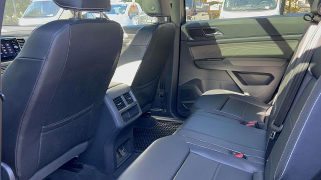 2022 Volkswagen Atlas Cross Sport 3.6L V6 SE w/Technology 4MOTION 2022 Volkswagen Atlas Cross Sport 3.6L V6 SE w/Technology 4MOTION