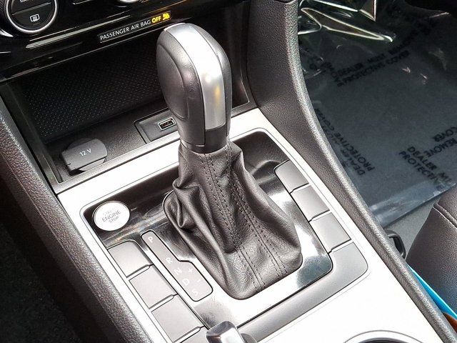 2022 Volkswagen Passat 2.0T SE