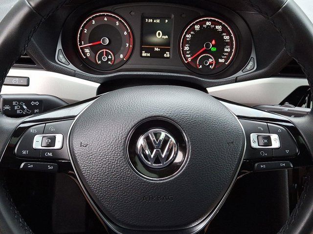 2022 Volkswagen Passat 2.0T SE
