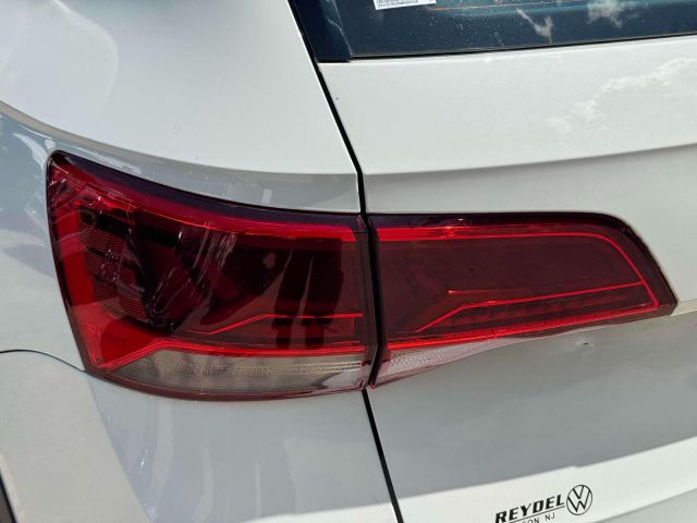 2022 Volkswagen Taos S FWD