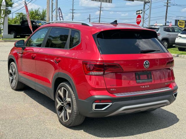 2022 Volkswagen Taos SEL 4MOTION