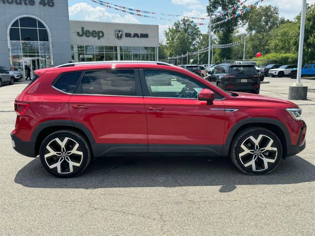 2022 Volkswagen Taos SEL 4MOTION
