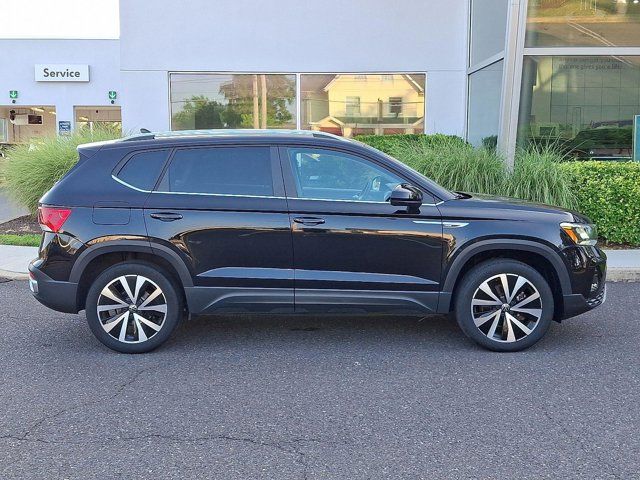 2022 Volkswagen Taos SE