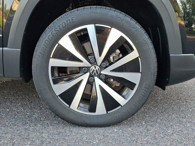 2022 Volkswagen Taos SE