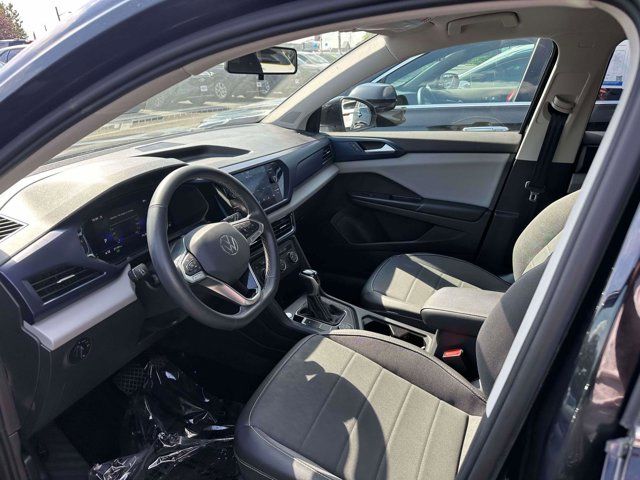 2022 Volkswagen Taos SE 2022 Volkswagen Taos SE