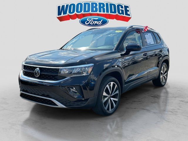 2022 Volkswagen Taos SE 2022 Volkswagen Taos SE