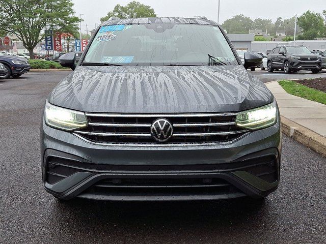 2022 Volkswagen Tiguan SE