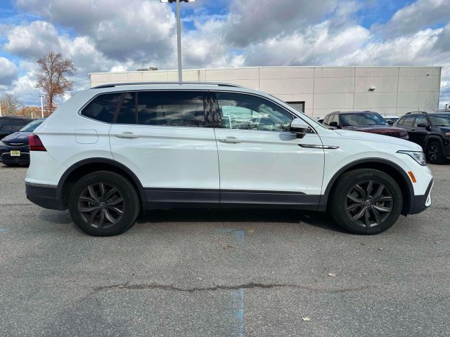 2022 Volkswagen Tiguan 2.0T SE 4MOTION 2022 Volkswagen Tiguan 2.0T SE 4MOTION