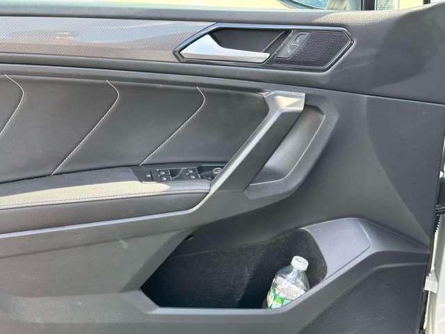 2022 Volkswagen Tiguan 2.0T SE 4MOTION 2022 Volkswagen Tiguan 2.0T SE 4MOTION