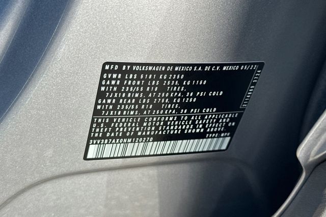 2022 Volkswagen Tiguan 2.0T SE