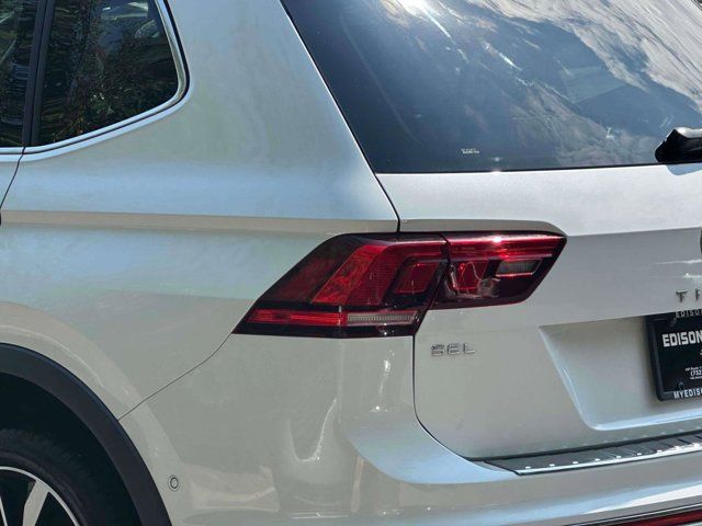 2022 Volkswagen Tiguan SEL R-Line